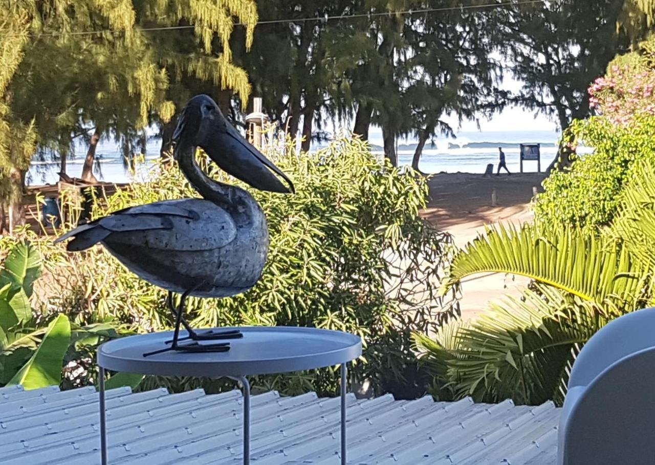 Le Pelican L'Ermitage-Les-Bains Exteriör bild